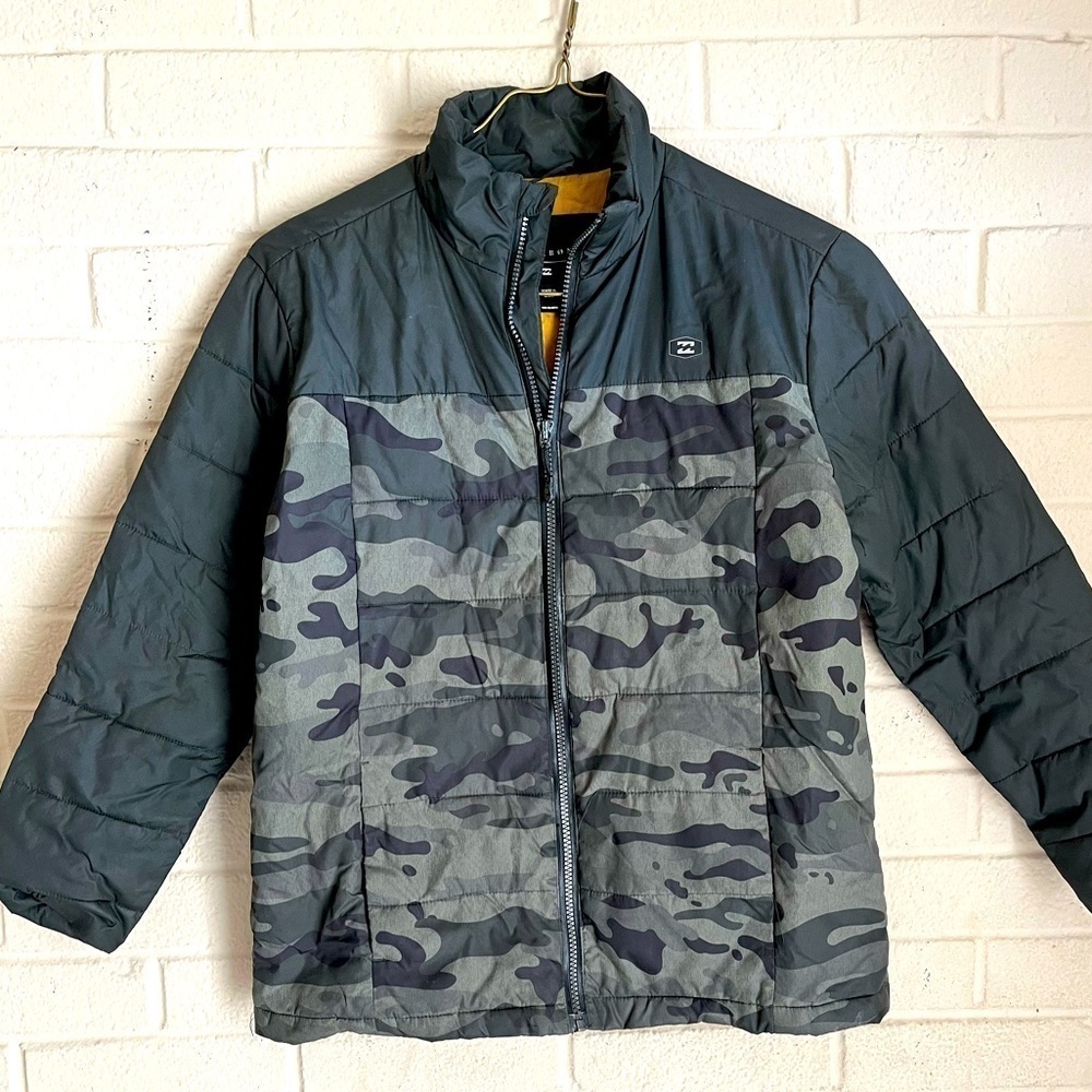 Billabong Boys Medium Camouflage Jacket